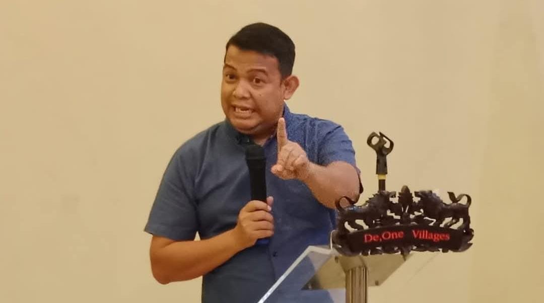 Pengisian jabatan Sekda Banten rawan intervensi politik, mengganggu objektivitas dan integritas proses pemilihan. Simak analisis pengamat politik Subandi Musbah tentang pentingnya objektivitas dalam pemilihan Sekda