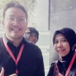 Abraham Garuda Laksono pimpin aksi dukungan untuk Hasto Kristiyanto di sidang putusan. Baca pernyataan dan harapan keadilan mereka