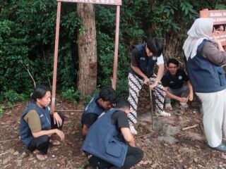 Mahasiswa KKN 85 UIN RIL Ajak Masyarakat Jaga Lingkungan Lewat Edukasi Sampah