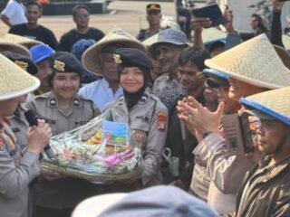 Ribuan Petani Padati DPR melakukan aksi unjuk rasa damai, Tuntut Keadilan Agraria
