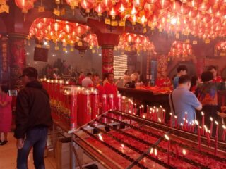 Imlek 2026: Sembahyang di Vihara Nirmala