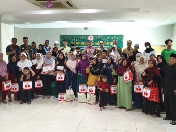 Santunan Anak Yatim dan Dhuafa Warnai Kegiatan CSR Mayora Batu Ceper
