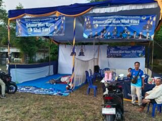 DPC Partai Nasdem Kecamatan Kalianda Manjakan Pemudik dengan Snack dan Ngopi Gratis