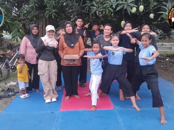 Kades Tanjungmekar Bangun Komunikasi dengan Padepokan Gaya Murni Demi Keamanan Desa