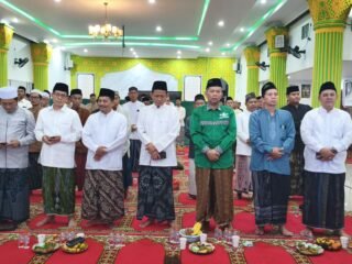 Guru Adalah Pelita Kehidupan, MWC NU Pondok Aren Hadiri Haul KH. Amin Syarbini ke 22