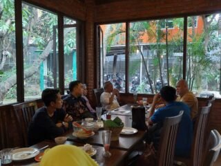 4 Terlapor Kenapa Yang Masuk Tahanan Polres Jaktim hanya 2 orang, Awalnya hanya 1 orang, Ada Apa ?